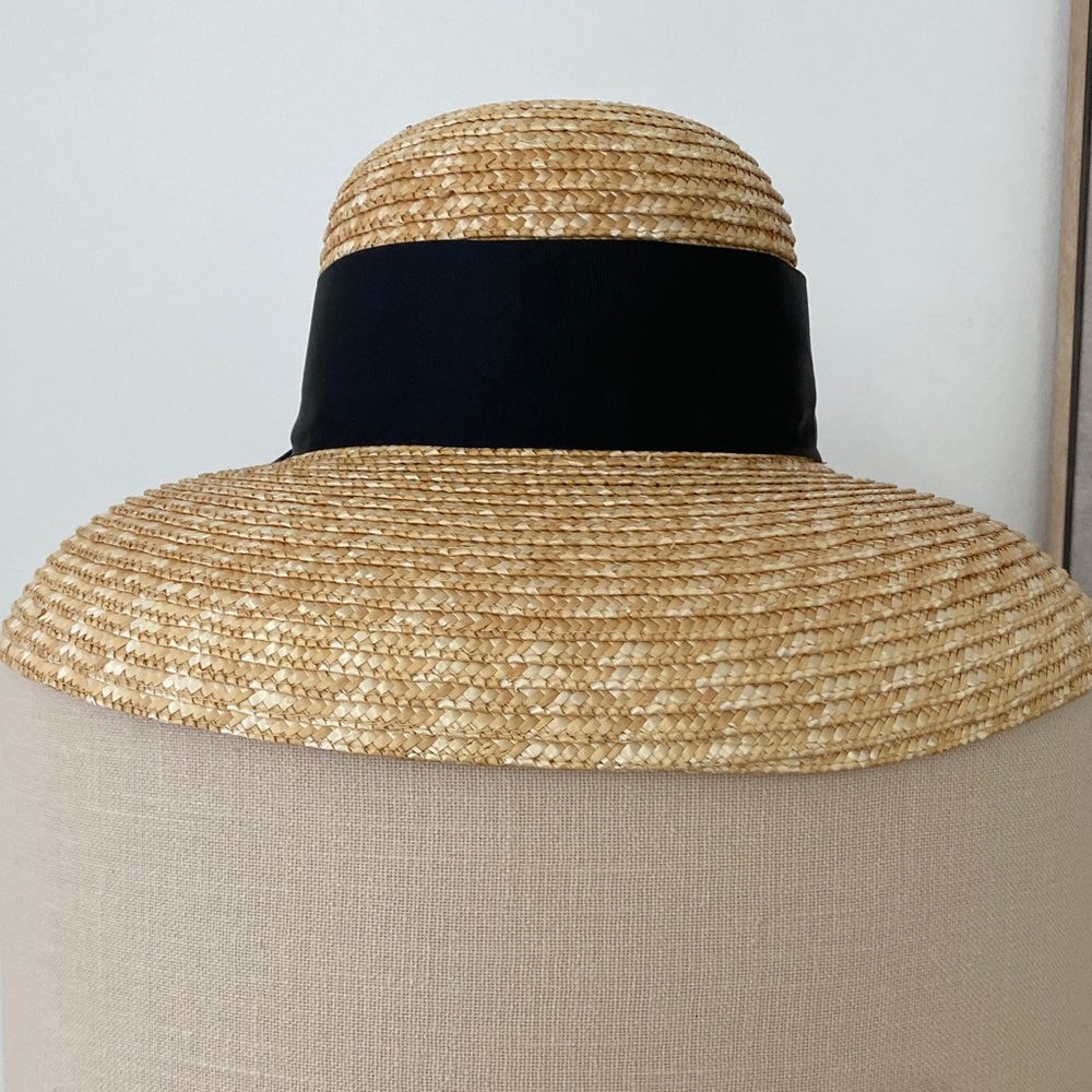 Elegant Straw Sun Hat with Black Band